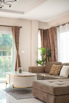 image-slider-with-thumbnail1.jpeg