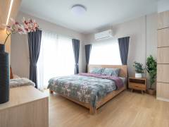 image-slider-with-thumbnail1.jpeg