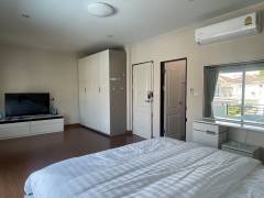 image-slider-with-thumbnail3.jpeg