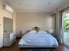 image-slider-with-thumbnail3.jpeg