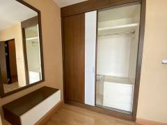 image-slider-with-thumbnail5.jpeg